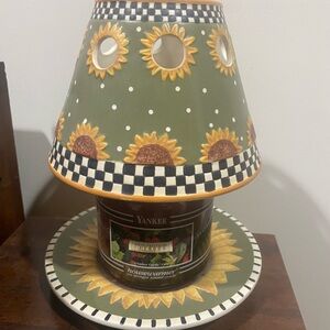 Retired Yankee Candle Sunflower Lamp Shade with Base with Mulberry candle